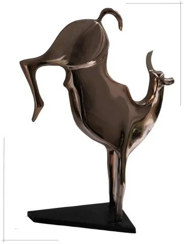 "Horse" eseri SADEGH ATHAM tarafından 33x23x5 cm ölçülerinde Bronz tekniği ile yapılmıştır.