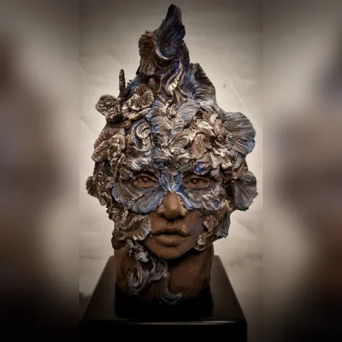 "Doğa" eseri ORÇUN İLTER tarafından 2024 yılında 32x15x15 cm ölçülerinde Stoneware Seramik Çamuru, Serbest Elle Şekillendirme tekniği ile yapılmıştır.