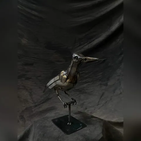 MÜCAHİT DİYAR ARIZ — “İsimsiz”, 2024 "İsimsiz" eseri MÜCAHİT DİYAR ARIZ tarafından 2024 yılında 24x32x10 cm ölçülerinde Metal heykel tekniği ile yapılmıştır.
