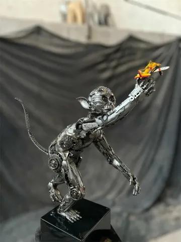 "Bir Düş’ün Evrimi (detay)" eseri MUSTAFA TUĞRUL tarafından 2025 yılında 120x118x35 cm ölçülerinde Metal tekniği ile yapılmıştır.