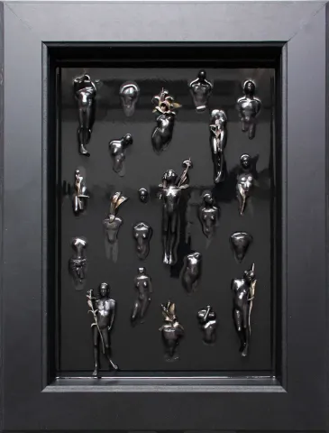 DUYGU AYDOĞAN — “İsimsiz”, 2025 "İsimsiz" eseri DUYGU AYDOĞAN tarafından 2025 yılında 57x43x10 cm ölçülerinde epoksi reçine, akrilik, polimer kil, kurutulmuş çiçek tekniği ile yapılmıştır.