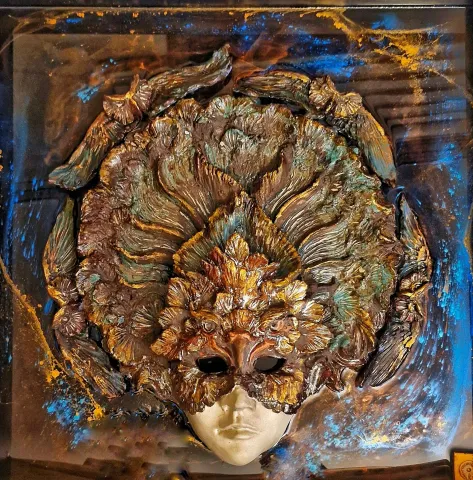 ORÇUN İLTER — “Rüya”, 2025 "Rüya" eseri ORÇUN İLTER tarafından 2025 yılında 60x60 cm ölçülerinde Stoneware - Serbest ell şekillendirme - 1200 °C tekniği ile yapılmıştır.