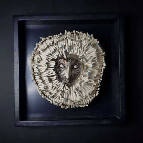 ELİF NURAN YAŞAROL — “isimsiz”, 2025 "isimsiz" eseri ELİF NURAN YAŞAROL tarafından 2025 yılında 26x26x8 cm ölçülerinde Seramik, Elle Şekillendirme tekniği ile yapılmıştır.