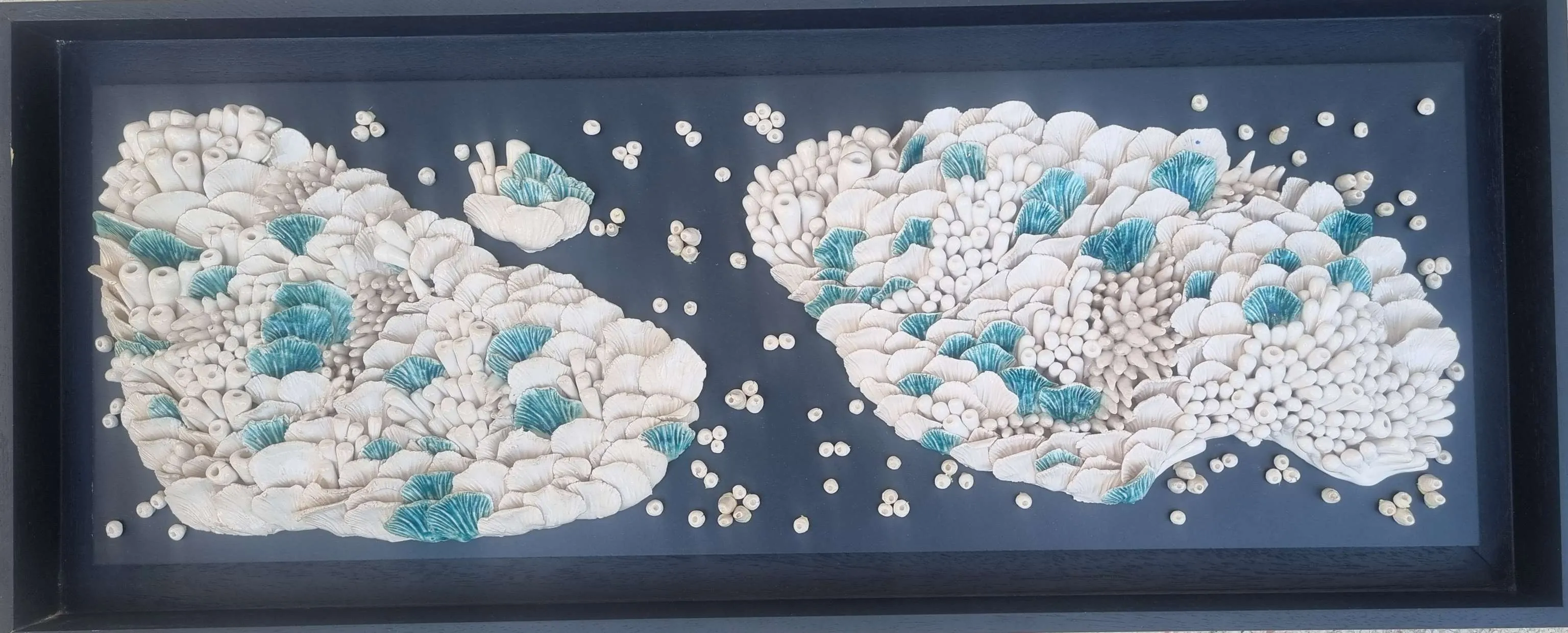 "isimsiz" eseri ELİF NURAN YAŞAROL tarafından 2024 yılında 39x89x10 cm ölçülerinde Seramik, Elle Şekillendirme tekniği ile yapılmıştır.