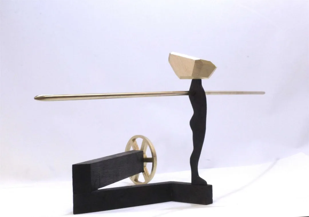 yakınlaştır "Kara melek" eseri FERİT YAZICI tarafından 2025 yılında 33.2x102.3x42.4 cm ölçülerinde Karışık teknik , ahşap, alüminyum tekniği ile yapılmıştır.