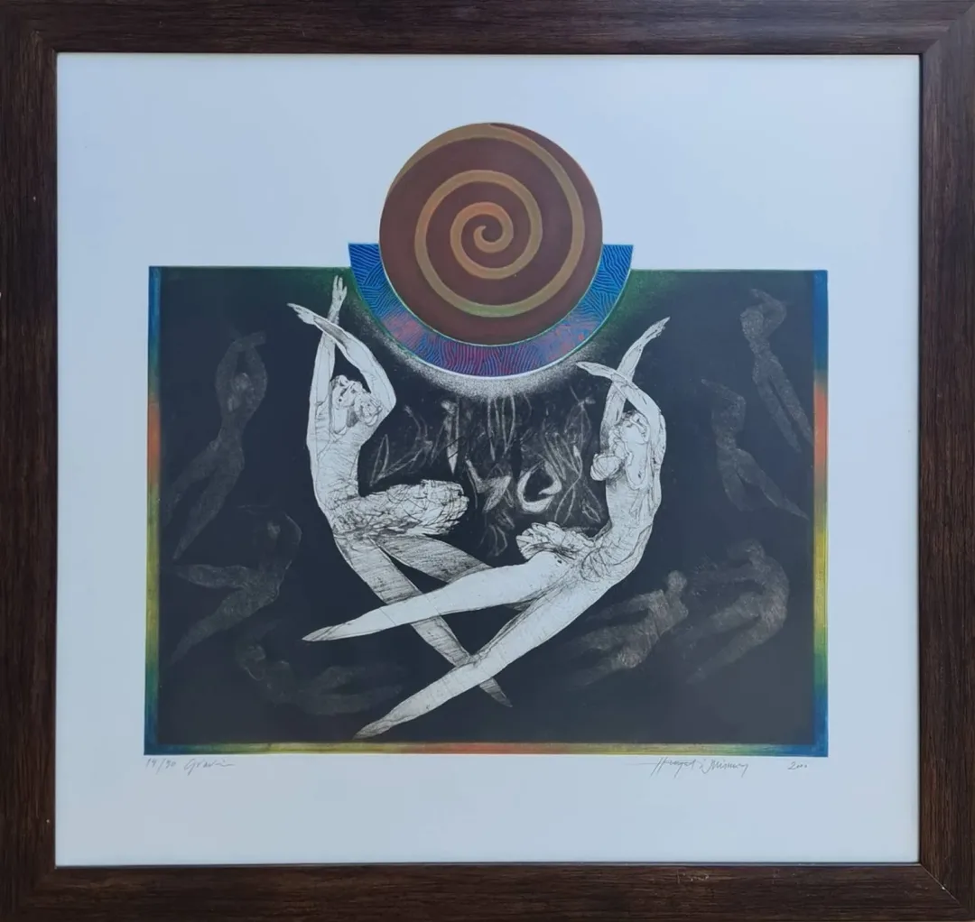 "isimsiz" eseri HAYATİ MİSMAN tarafından 2000 yılında 66x69 cm ölçülerinde Gravür 14/50 tekniği ile yapılmıştır.
