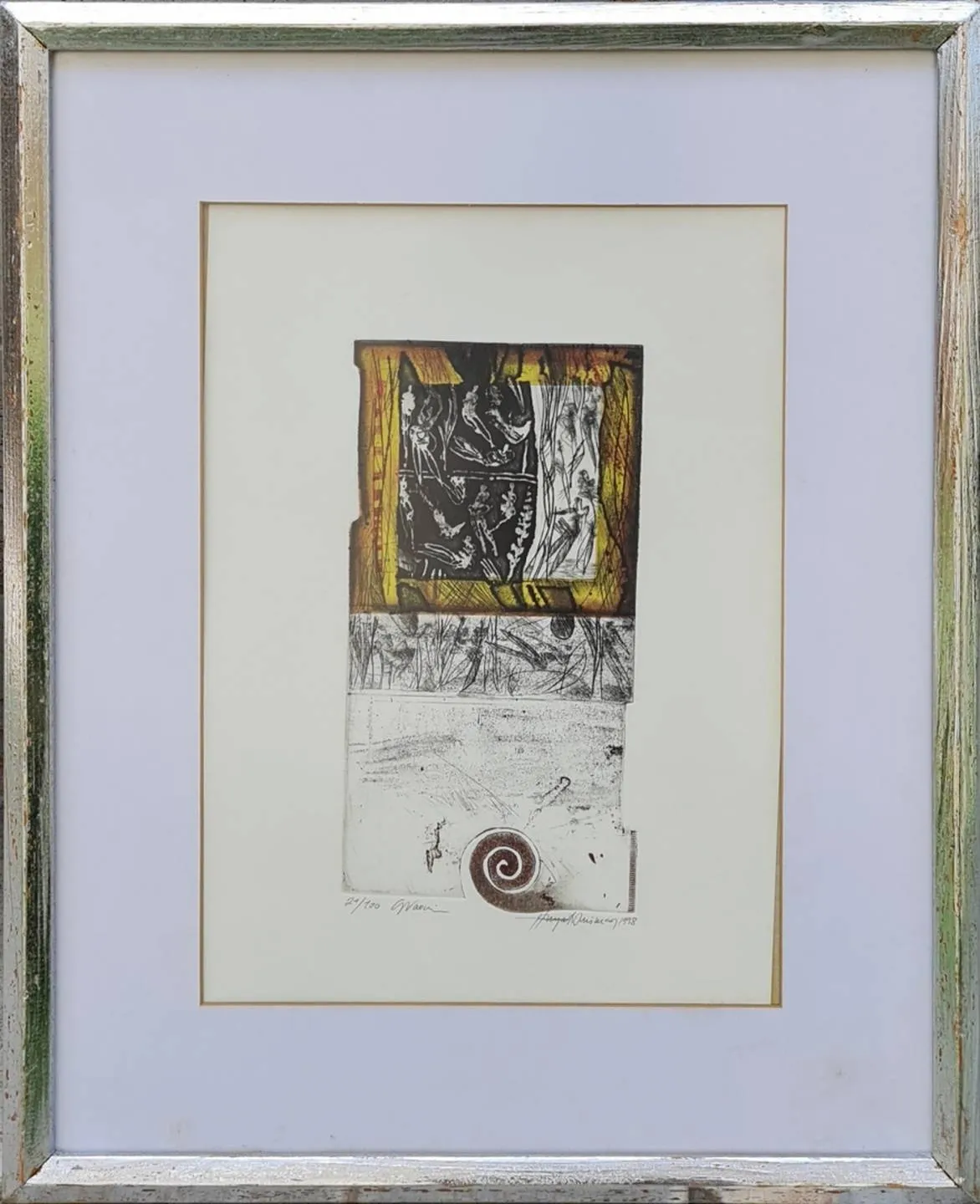 "isimsiz" eseri HAYATİ MİSMAN tarafından 1998 yılında 36x26 cm ölçülerinde Gravür Edisyon 21/100 tekniği ile yapılmıştır.