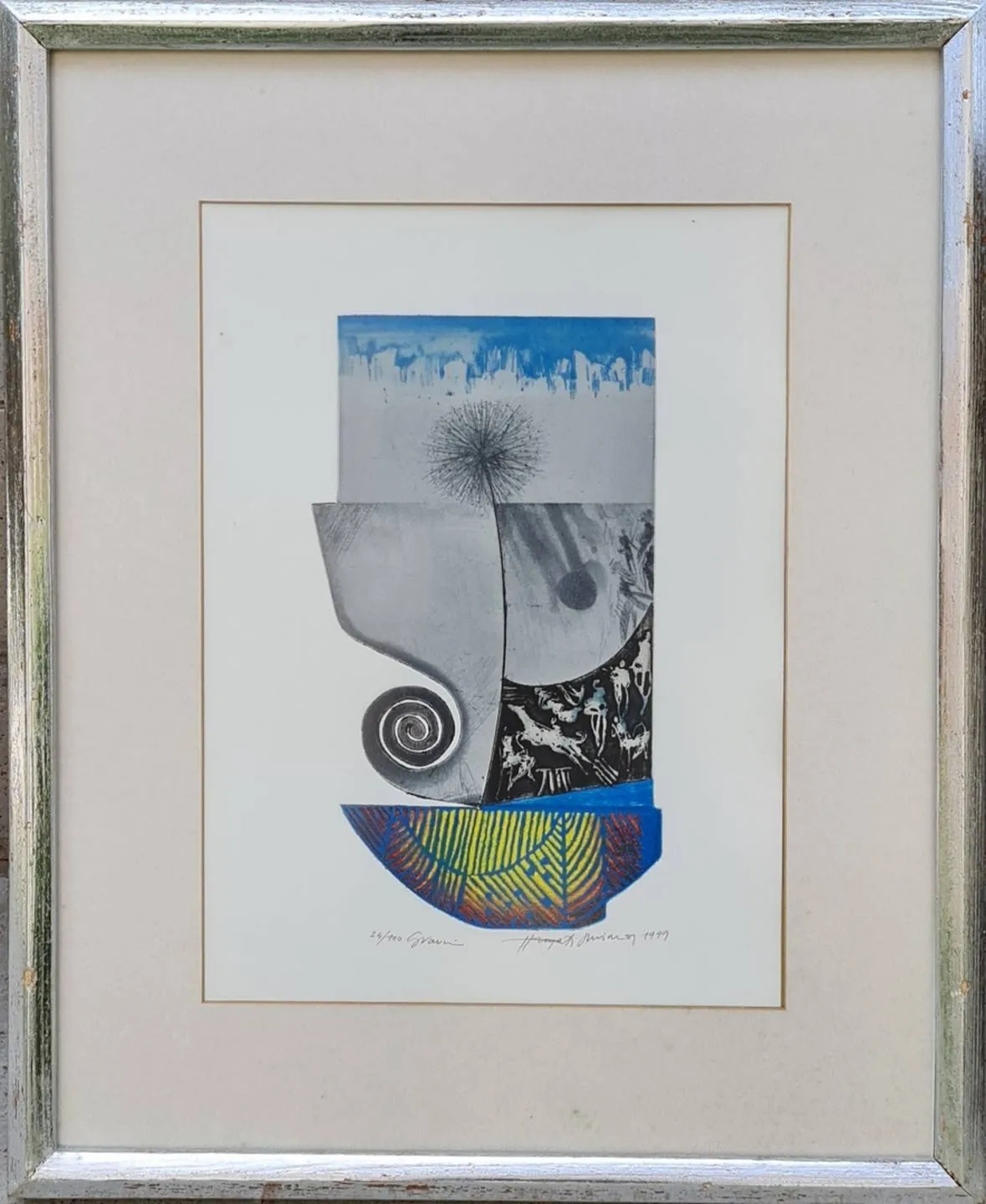 "isimsiz" eseri HAYATİ MİSMAN tarafından 1999 yılında 36x26 cm ölçülerinde Gravür Edisyon 24/100 tekniği ile yapılmıştır.