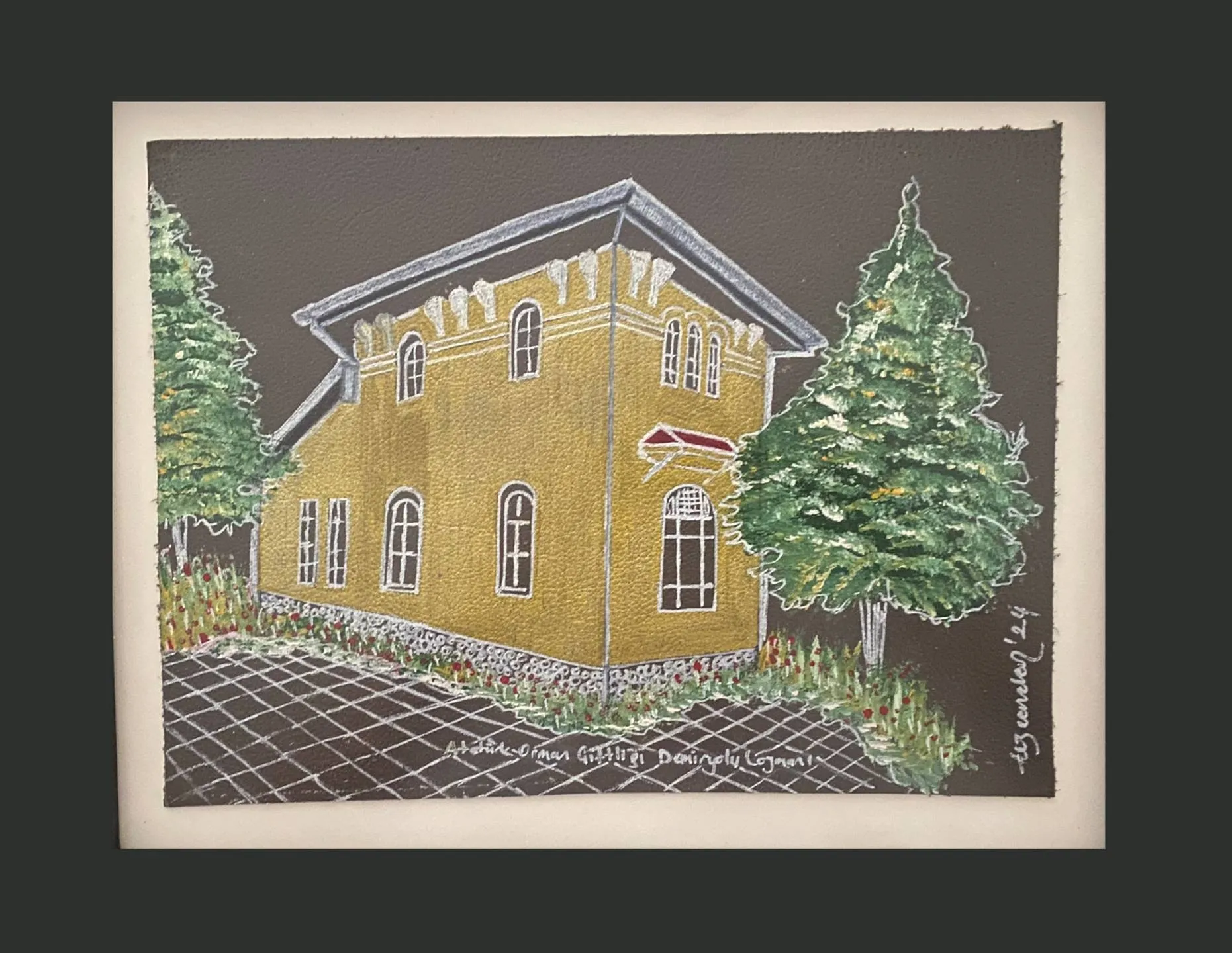 "AOÇ Demiryolu Lojmanı" eseri TEZCAN KARAKUŞ CANDAN tarafından 20,5x28 cm ölçülerinde Deri üzeri karışık teknik tekniği ile yapılmıştır.