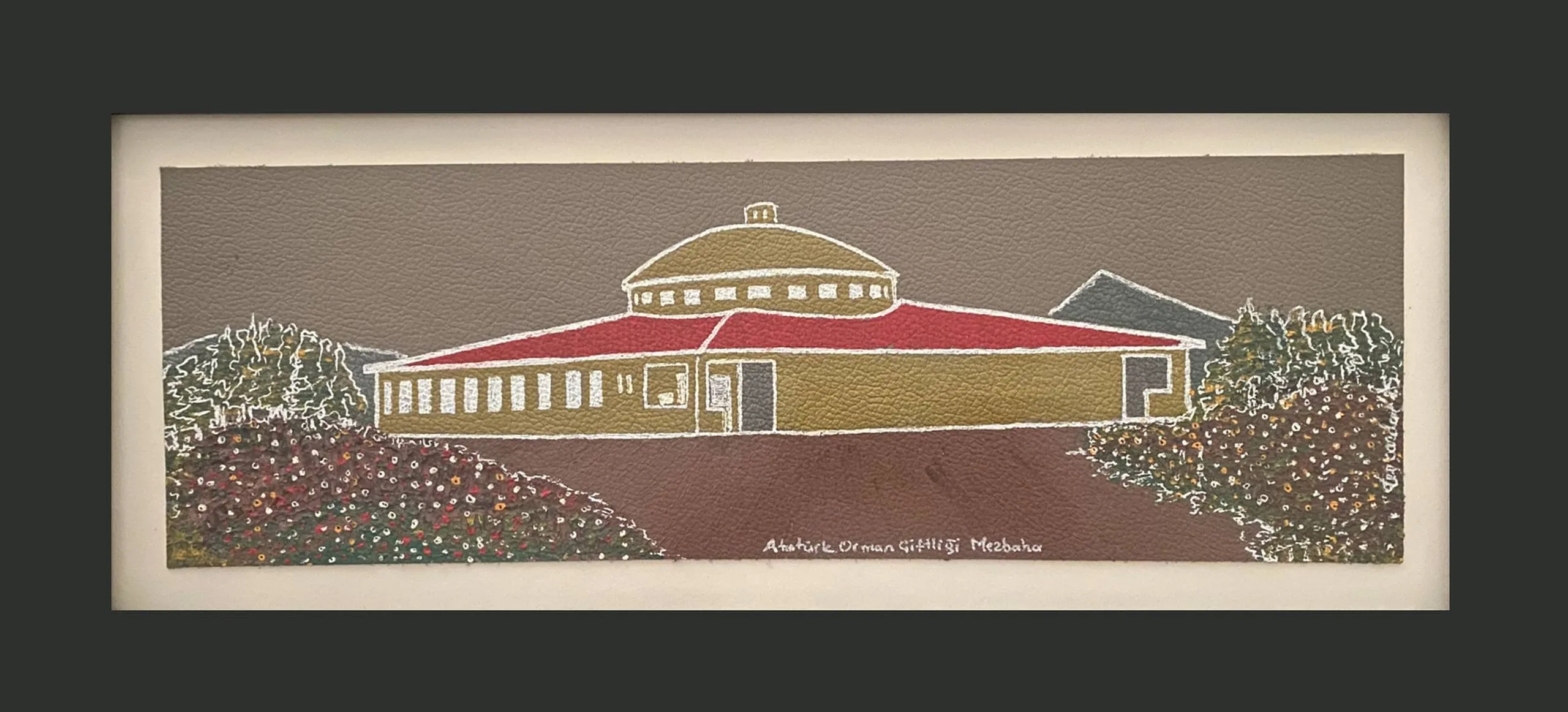 "AOÇ Mezbaha" eseri TEZCAN KARAKUŞ CANDAN tarafından 13,5x41 cm ölçülerinde Deri üzeri karışık teknik tekniği ile yapılmıştır.