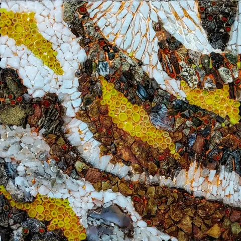 SULTAN KEMİKKIRAN — “isimsiz”, 2025 "isimsiz" eseri SULTAN KEMİKKIRAN tarafından 2025 yılında 25x25 cm ölçülerinde Mozaik tekniği ile yapılmıştır.