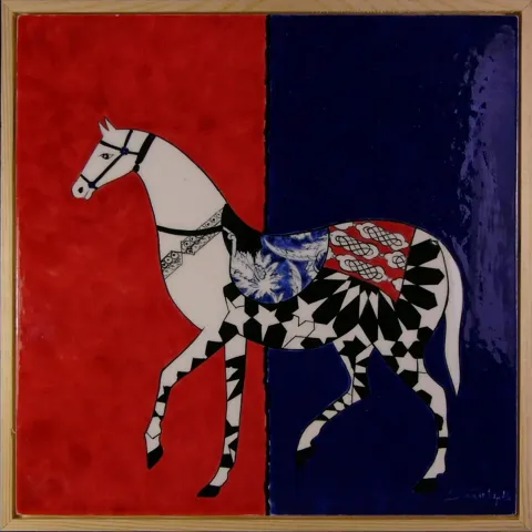 SUNA AKTAŞ — “At”, 2025 "At" eseri SUNA AKTAŞ tarafından 2025 yılında 25x25 cm ölçülerinde Çini tekniği ile yapılmıştır.