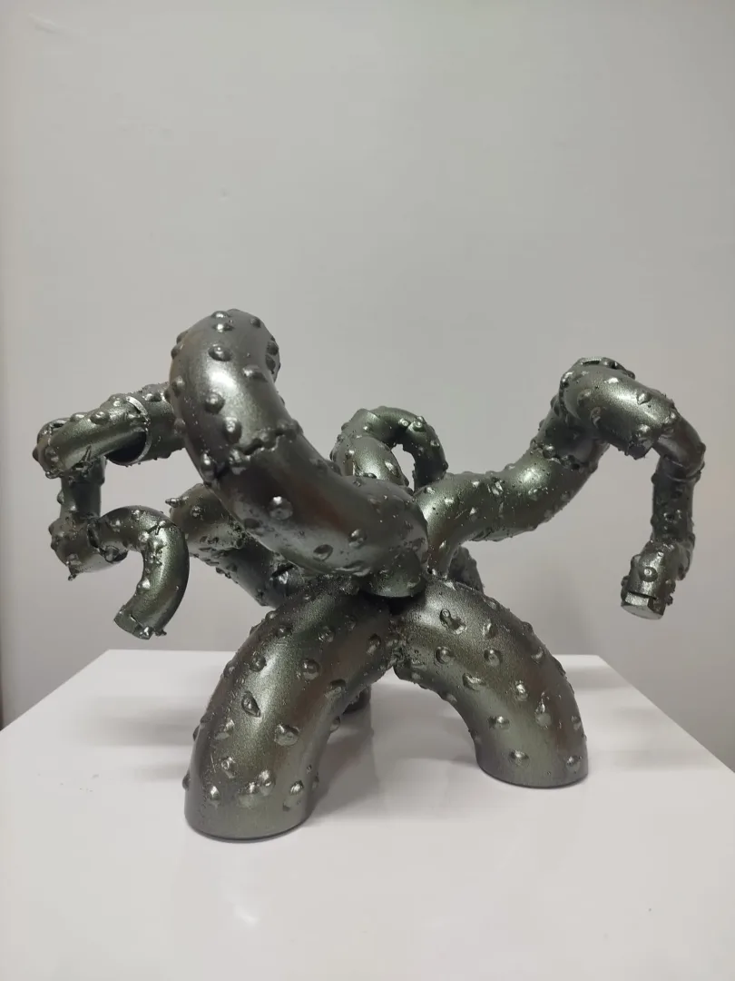 yakınlaştır "İsimsiz" eseri DOĞAN KARAKILIÇ tarafından 2026 yılında 37x23x37 cm ölçülerinde Metal, karışık teknik tekniği ile yapılmıştır.