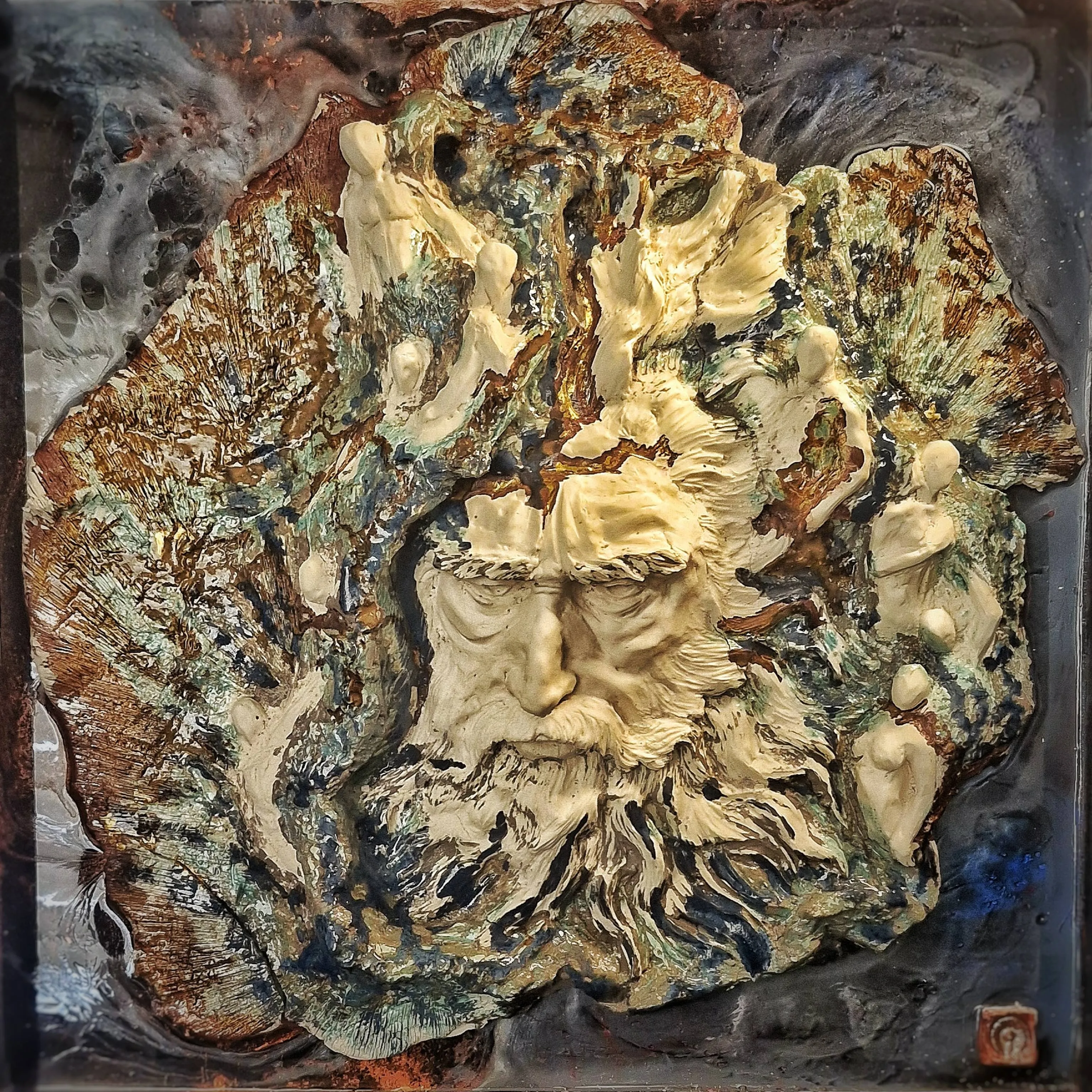 "Yükseliş" eseri ORÇUN İLTER tarafından 2026 yılında 50x50 cm ölçülerinde Stoneware - 1200 °c, seramik elle şekillendirme tekniği ile yapılmıştır.