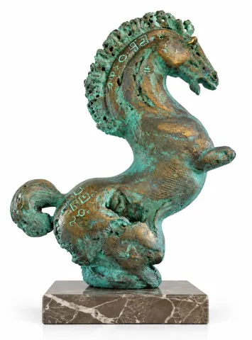 CEM GÜNEY ÇEVİKBAŞ — “İzler2”, 2026 "İzler2" eseri CEM GÜNEY ÇEVİKBAŞ tarafından 2026 yılında 67x56 cm ölçülerinde Polyester, demir tozu tekniği ile yapılmıştır.