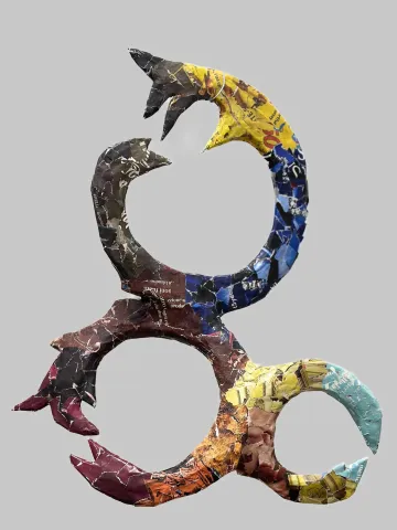 BAHADIR YAVUZ AYDIN — “QQQ”, 2025 "QQQ" eseri BAHADIR YAVUZ AYDIN tarafından 2025 yılında 40x10x7 cm ölçülerinde Kağıt tekniği ile yapılmıştır.