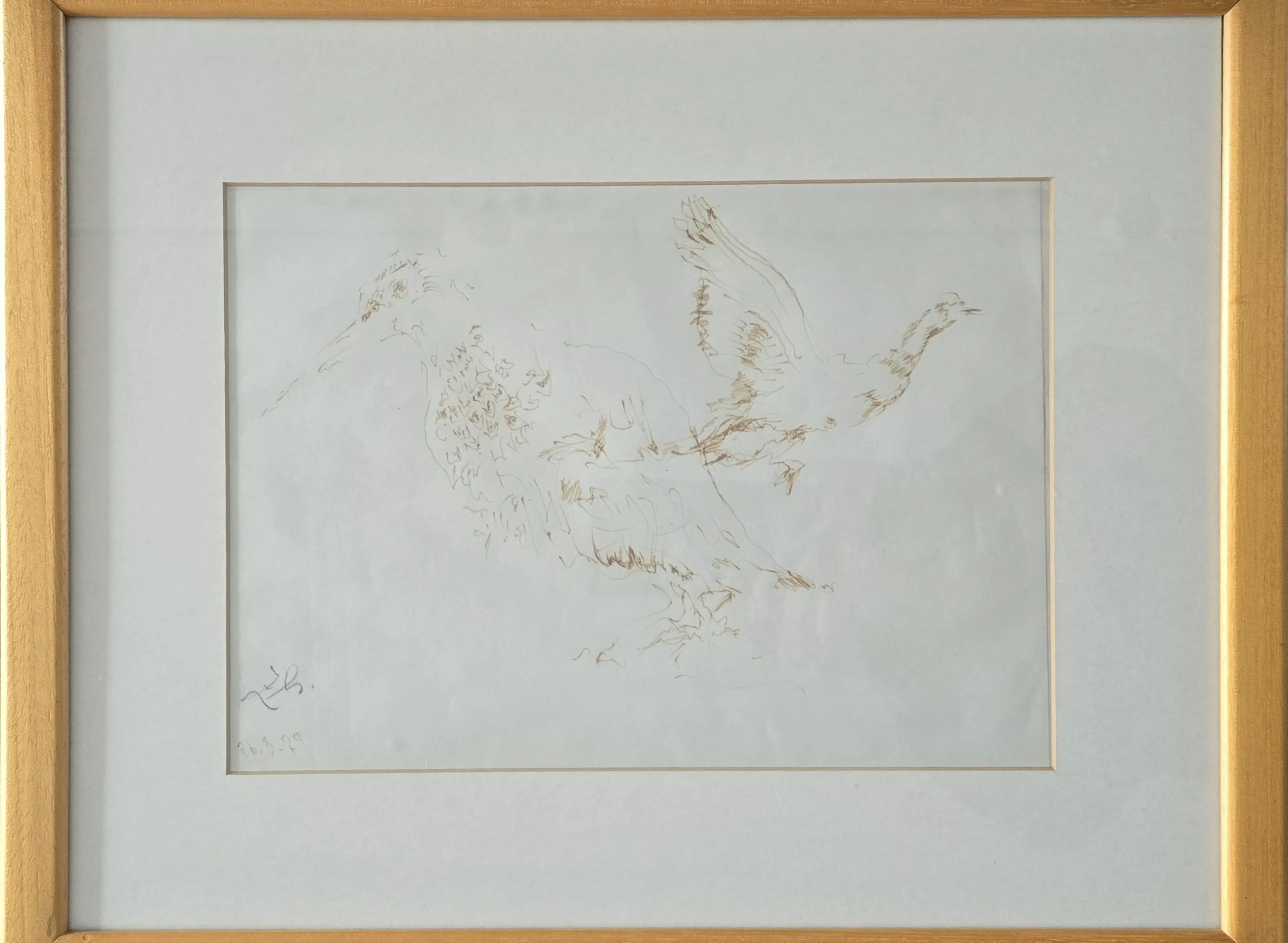 "Kuşlar" eseri ZEKİ FAİK İZER tarafından 1979 yılında 20.5x28 cm ölçülerinde Kağıt üzeri Tükenmez Kalem tekniği ile yapılmıştır.
