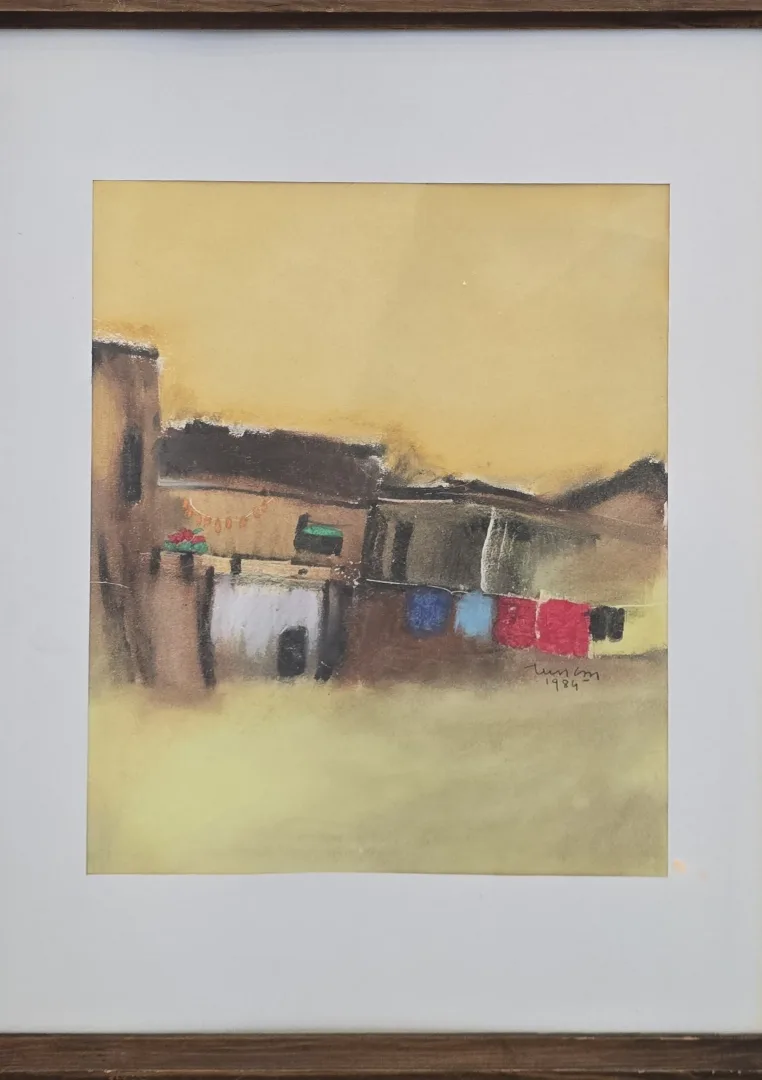 yakınlaştır "Köyde asılı çamaşırlar" eseri TUNCAY BETİL tarafından 1984 yılında 34x24 cm ölçülerinde Kağıt üzeri karışık teknik tekniği ile yapılmıştır.