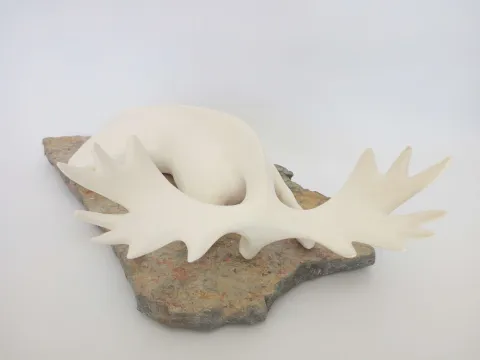 AYŞE ERGÜNER — “Untitled - İsimsiz”, 2015 "Untitled - İsimsiz" eseri AYŞE ERGÜNER tarafından 2015 yılında 49x28x14 cm ölçülerinde Seramik tekniği ile yapılmıştır.