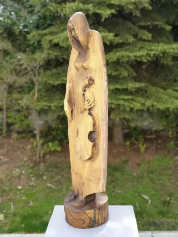 HAKAN ERASLAN — “Müzisyen 6”, 2019 "Müzisyen 6" eseri HAKAN ERASLAN tarafından 2019 yılında 110x33x25 cm ölçülerinde Zeytin Ağacı Yontu tekniği ile yapılmıştır.