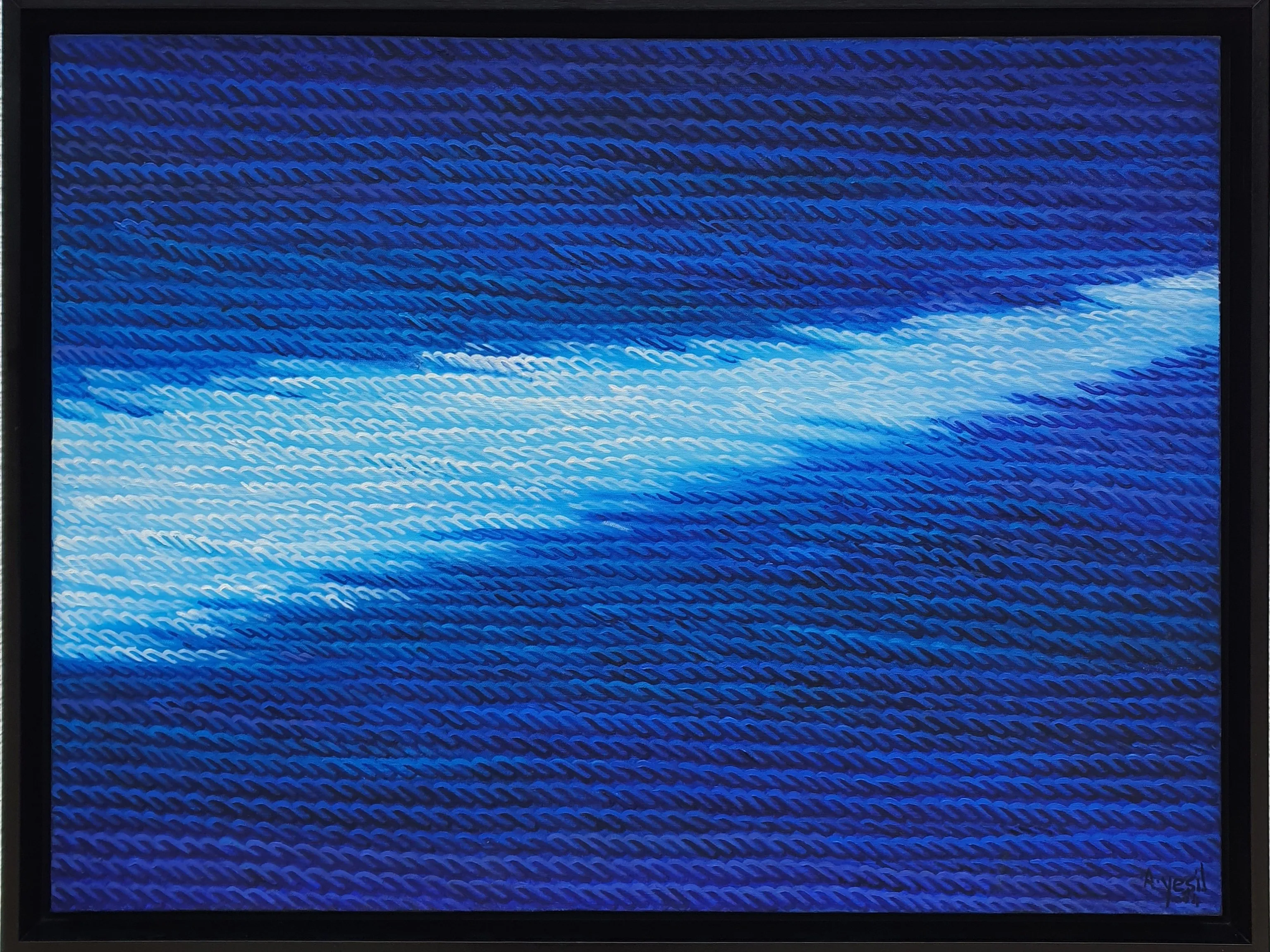 "Mavi Üzerine Notlar" eseri AHMET YEŞİL tarafından 2004 yılında 60x80 cm ölçülerinde Tuval üzeri yağlı boya tekniği ile yapılmıştır.