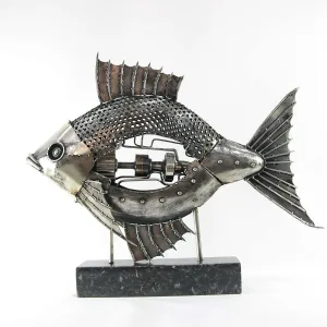 ÖZER AKTAŞ tarafından 2024 yılında 55x48x14 cm ölçülerinde Metal Yontu tekniği ile yapılmıştır.