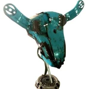 ASAF ERDEMLİ tarafından 76x65x33 cm ölçülerinde Hurda Metal, Kaynak tekniği ile yapılmıştır.