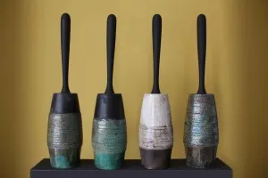 BETÜL DEMİR tarafından 18x72x65 cm ölçülerinde Kalıpla ve elle şekillendirme, Raku pişirimi, tekniği ile yapılmıştır.