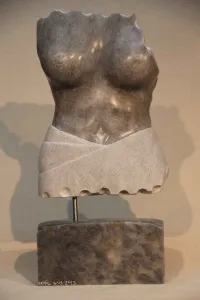 CEMİL GÜÇ tarafından 2013 yılında 47x23x10 cm ölçülerinde Afyon Mermeri tekniği ile yapılmıştır.