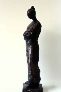 CENGİZ SAVAŞ tarafından 2012 yılında 51x12x11 cm ölçülerinde Heykel tekniği ile yapılmıştır.