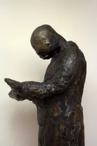 CENGİZ SAVAŞ tarafından 2012 yılında 51x19x20 cm ölçülerinde Heykel tekniği ile yapılmıştır.