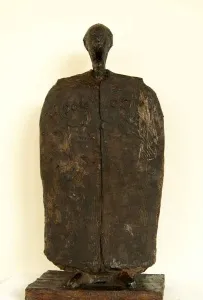 CENGİZ SAVAŞ tarafından 2012 yılında 52x25x10 cm ölçülerinde Heykel tekniği ile yapılmıştır.