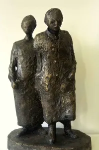 CENGİZ SAVAŞ tarafından 2012 yılında 55x28x15 cm ölçülerinde Heykel tekniği ile yapılmıştır.