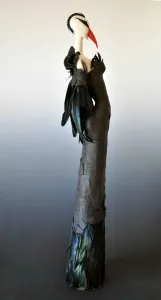 DENİZ ONUR ERMAN tarafından 2017 yılında 49x29 cm ölçülerinde Ed. 2-5 Polyester Heykel tekniği ile yapılmıştır.