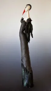 DENİZ ONUR ERMAN tarafından 2017 yılında 49x29 cm ölçülerinde Ed. 2-5 Polyester Heykel tekniği ile yapılmıştır.