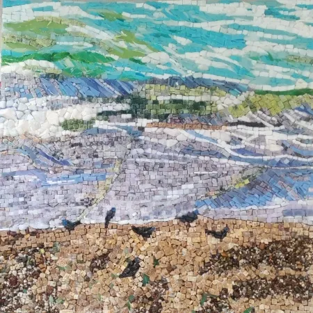 SULTAN KEMİKKIRAN tarafından 2025 yılında 40x40 cm ölçülerinde Mozaik tekniği ile yapılmıştır.