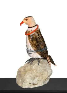 MARİA BERENT tarafından 2012 yılında 50x20x30 cm ölçülerinde Seramik, Tel tekniği ile yapılmıştır.