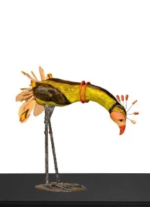 MARİA BERENT tarafından 2015 yılında 60x20x65 cm ölçülerinde Seramik, Tel tekniği ile yapılmıştır.