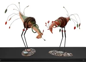 MARİA BERENT tarafından 2005 yılında 40x20x45 cm ölçülerinde Seramik, Tel tekniği ile yapılmıştır.