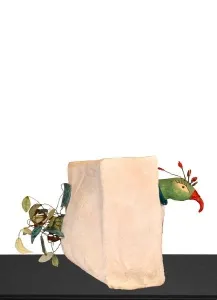 MARİA BERENT tarafından 2006 yılında 35x40x40 cm ölçülerinde Seramik, Tel tekniği ile yapılmıştır.