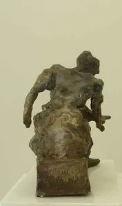 METİN YURDANUR tarafından 28x15x25 cm ölçülerinde Bronz tekniği ile yapılmıştır.