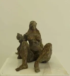 METİN YURDANUR tarafından 24x40x25 cm ölçülerinde Bronz tekniği ile yapılmıştır.