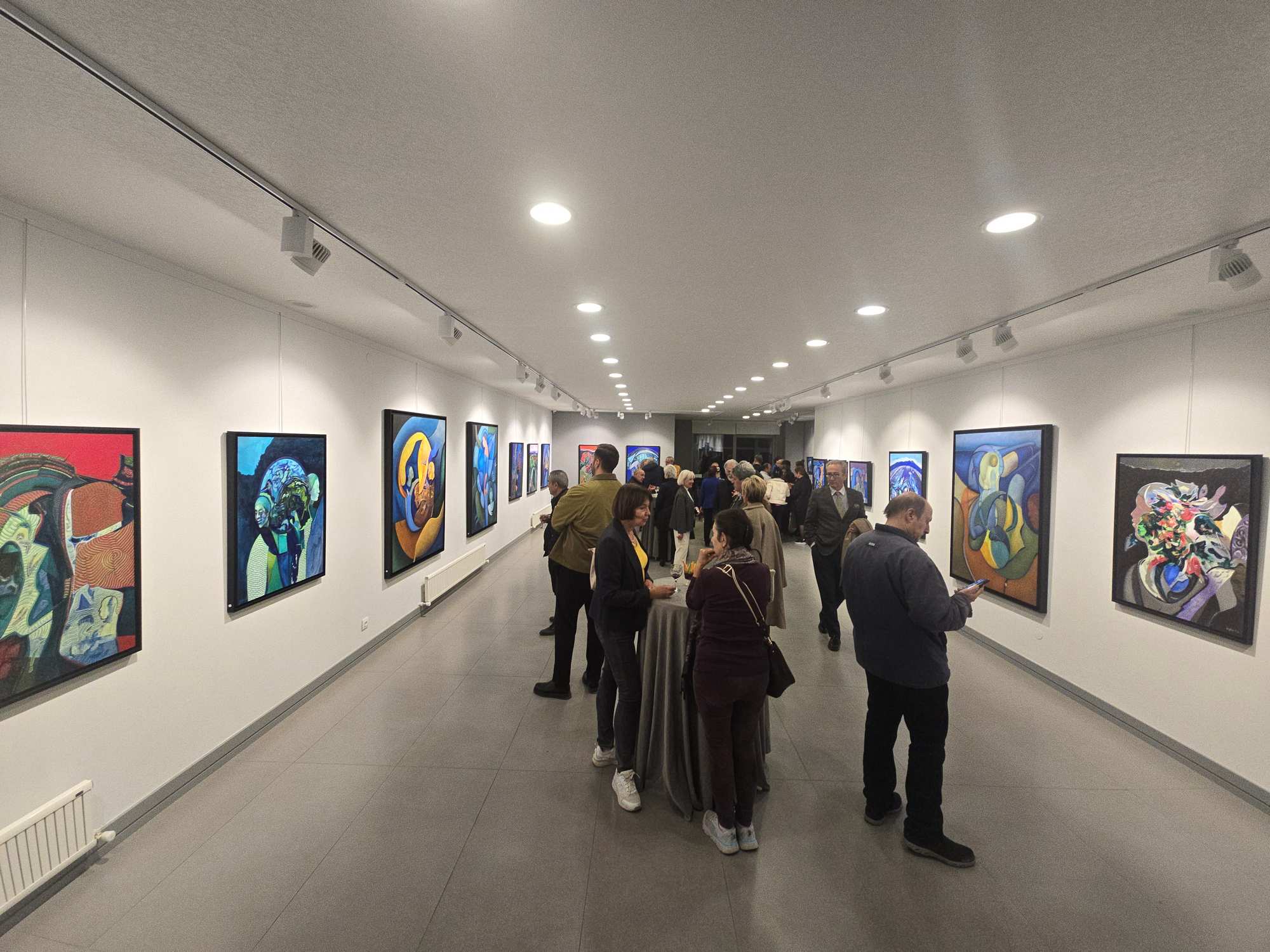 NECMETTİN ÖZLÜ sergisi — Galeri Soyut
