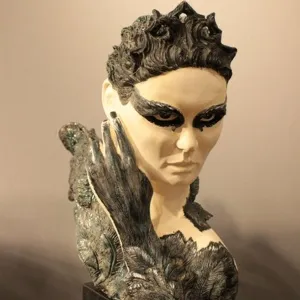 ORÇUN İLTER tarafından 36x41x20 cm ölçülerinde Seramik elle şekillendirme 1200°C tekniği ile yapılmıştır.