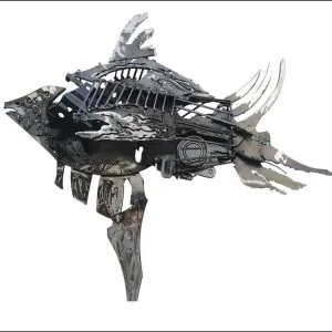 RIFAT KOÇAK tarafından 90x67x30 cm ölçülerinde Hurda metal tekniği ile yapılmıştır.