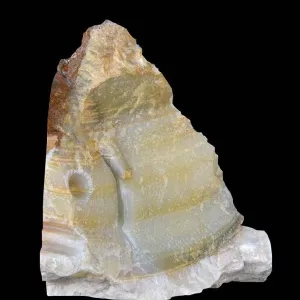 SIRMA YILDIZ tarafından 2015 yılında 37x34x20 cm ölçülerinde Onyx tekniği ile yapılmıştır.