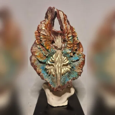 ORÇUN İLTER tarafından 2025 yılında 15x15x34 cm ölçülerinde Stoneware, Serbest elle şekillendirme, 1200 °C tekniği ile yapılmıştır.