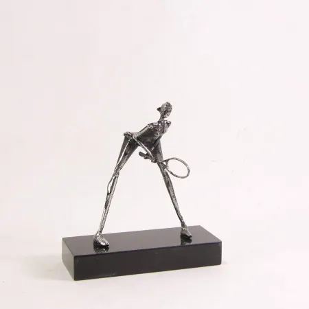 ÖZER AKTAŞ tarafından 2025 yılında 12x14x5 cm ölçülerinde Demir kaynak tekniği ile yapılmıştır.