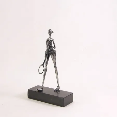 ÖZER AKTAŞ tarafından 2025 yılında 16x10x5 cm ölçülerinde Demir kaynak tekniği ile yapılmıştır.